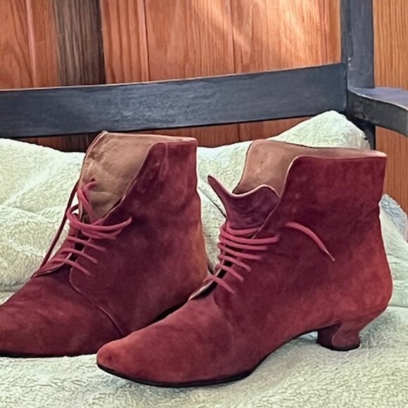 Suede Booties Italian Vintage - Picture 1 of 12
